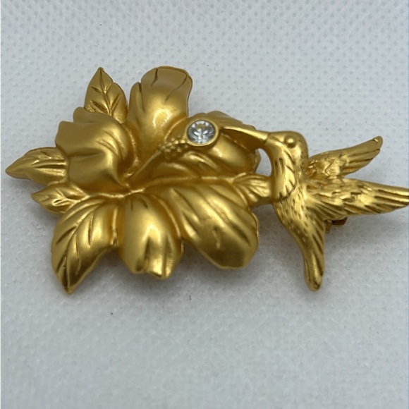 Monet Humming Bird Brooch - vintage! - Picture 3 of 11